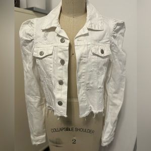 - New without tags Forever21 white denim jacket